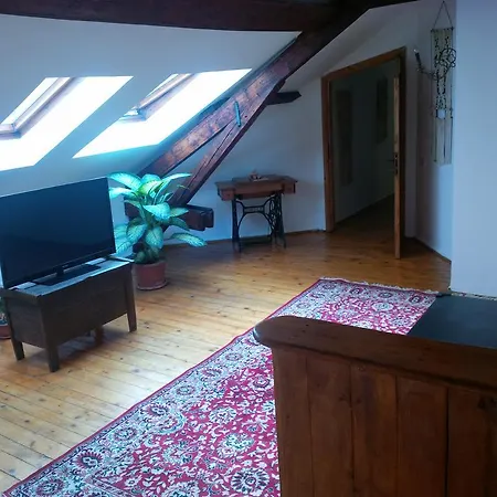 Casa Bunicii 부쿠레슈티